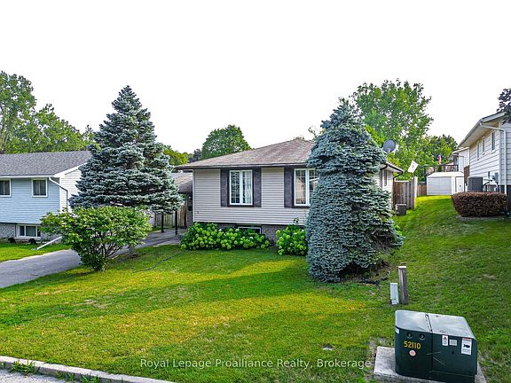 2nd image of 5 Van Alstine Dr