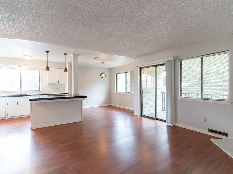 3329 NE 162nd Ave — Photo 20
