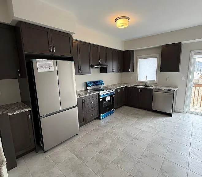 660 Colborne St W #147 — Photo 8
