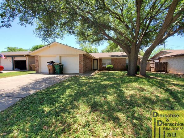 33 Terrace Dr