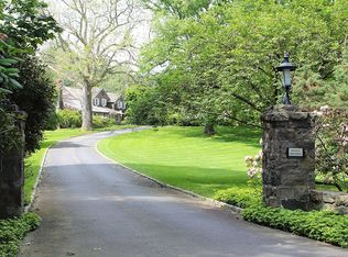 26 Old Farm Rd, Darien, CT 06820