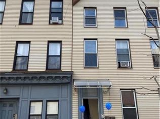 430 39th St, Brooklyn, NY 11232