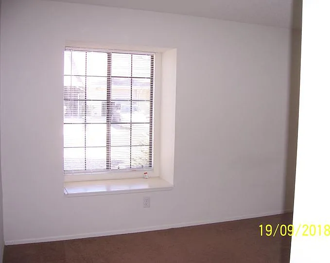 1450 Potomac Cir — Photo 12