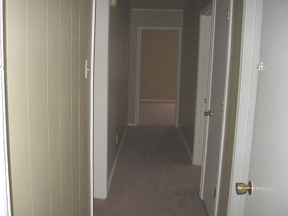 3rd image of 1642 Ash St