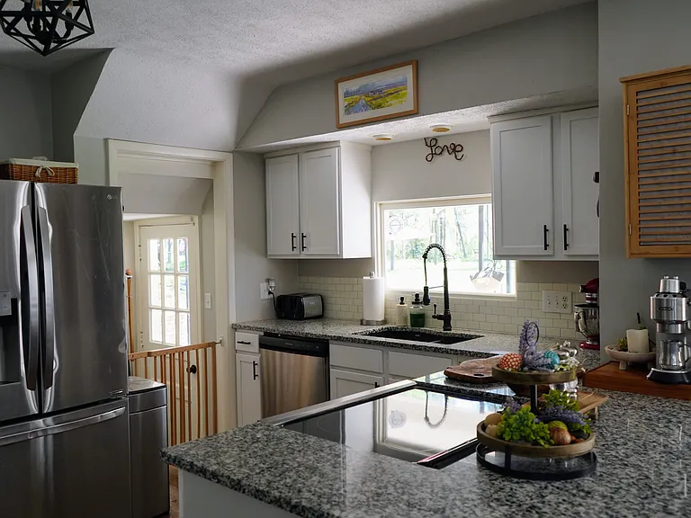 3719 E Elmwood Dr — Photo 12