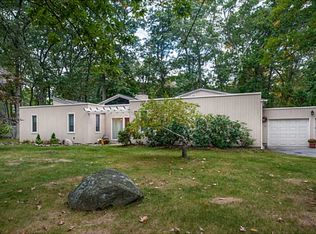 51 Major Potter Rd, Warwick, RI 02886