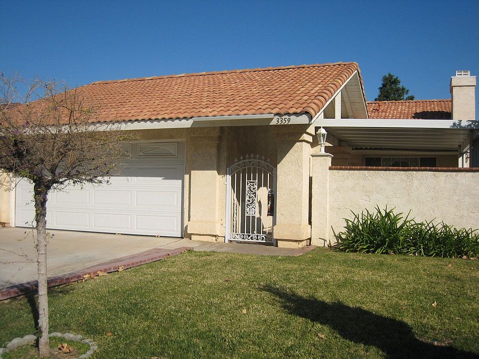 COMPLIMENTS OF PARK PLACE REAL ESTATE