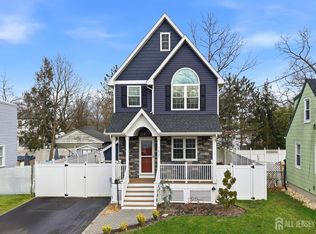 152 Austin Ave, Old Bridge, NJ 08857