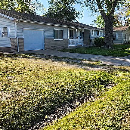 2nd image of 304 S Edwards St