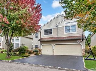 186 Sagamore Dr, Plainview, NY 11803