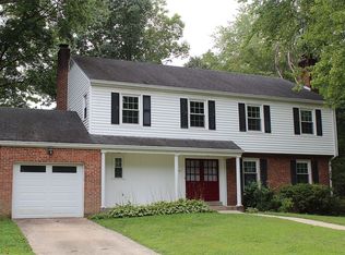 1007 Priscilla Ln, Alexandria, VA 22308