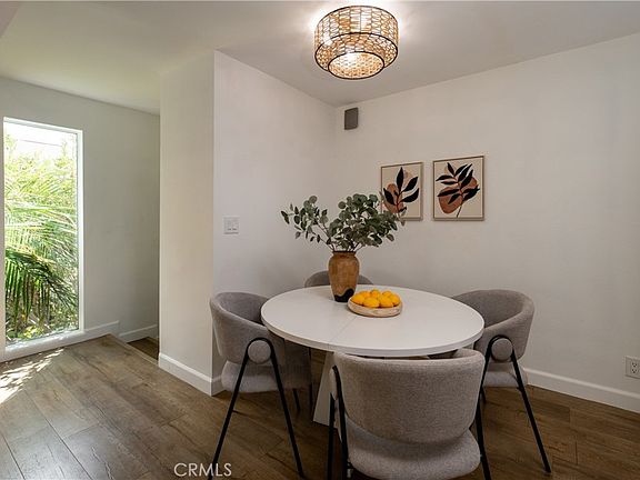 4th image of 20134 Leadwell St Unit 307