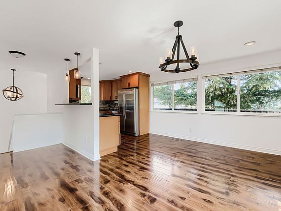 4th image of 4437 NE 23rd Ct