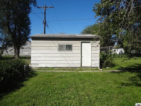 2nd image of 309 N Birch St