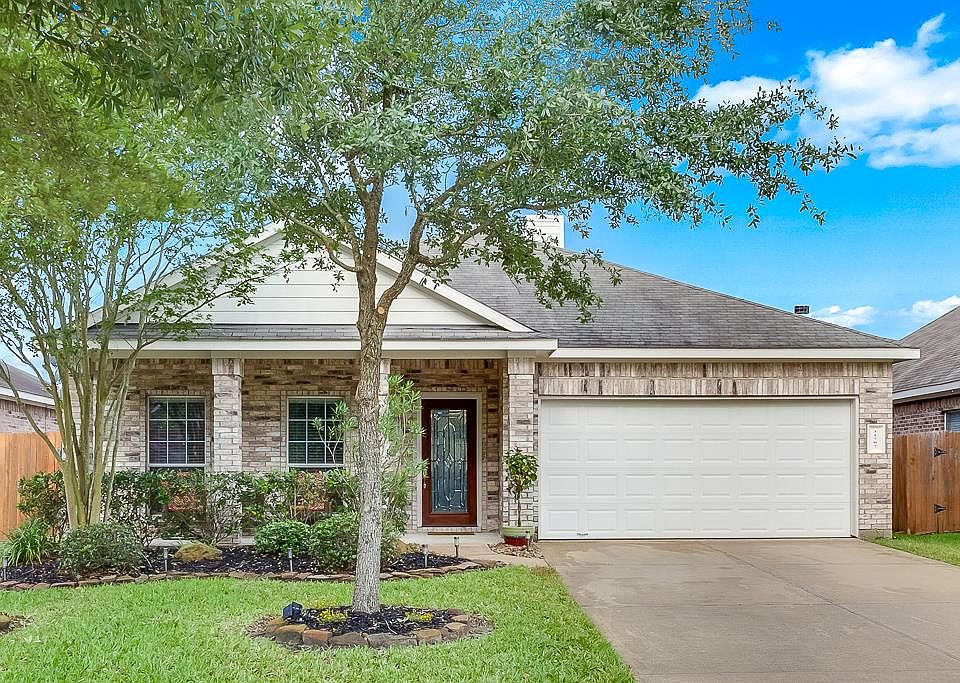 1st image of 31707 Forest Oak Park Ct