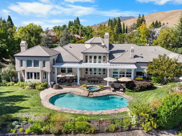 3319 Deer Hollow Dr, Danville, CA 94506