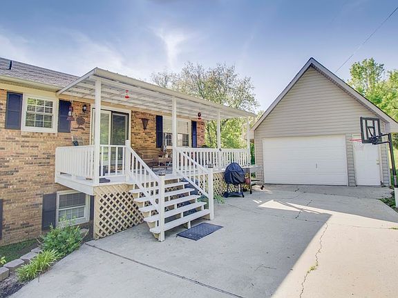 4th image of 94 Horseshoe Bend Ln