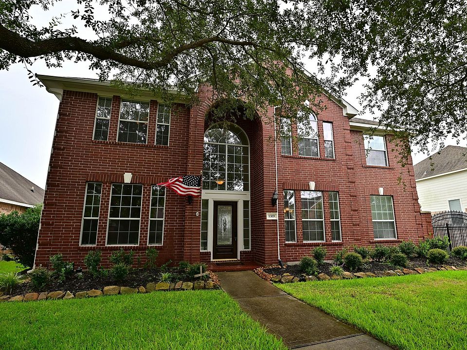 1st image of 1319 Romero Dr