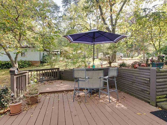 3rd image of 4063 Hudson Cir