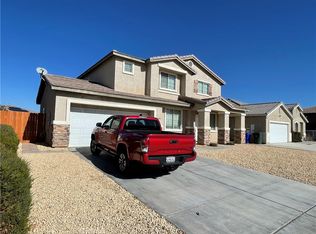 11890 Luna Rd, Victorville, CA 92392