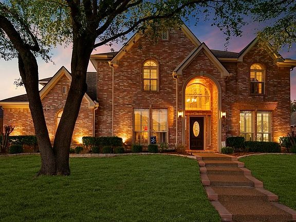 2nd image of 4417 Briar Hollow Dr