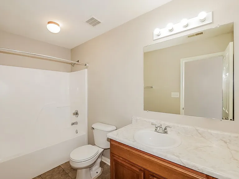 1859 Ernest Dr — Photo 12