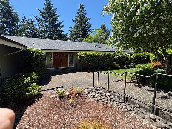 2nd image of 3531 Indian Hills Dr