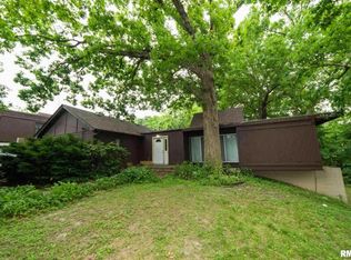 3204 27th Ave, Rock Island, IL 61201