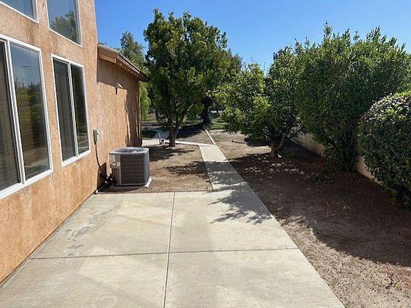 5th image of 46064 Paseo Gallante