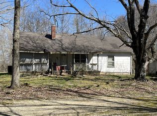 109 Stroud Rd, Cedar Hill, TN 37032