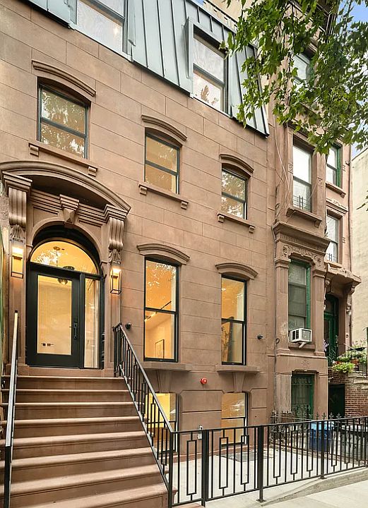 1st image of 141 Lefferts Pl