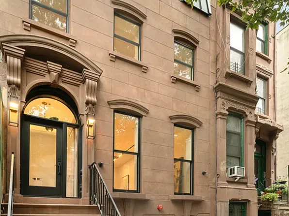 141 Lefferts Place image 1 of 3