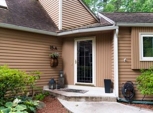 15 Pilgrim Dr #A, Westford, MA 01886