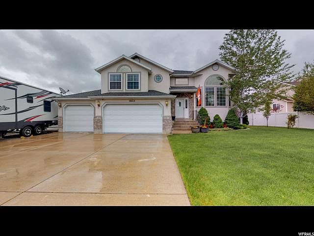 1st image of 8929 S Sunspring Dr