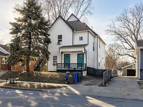 3rd image of 3916 9th St