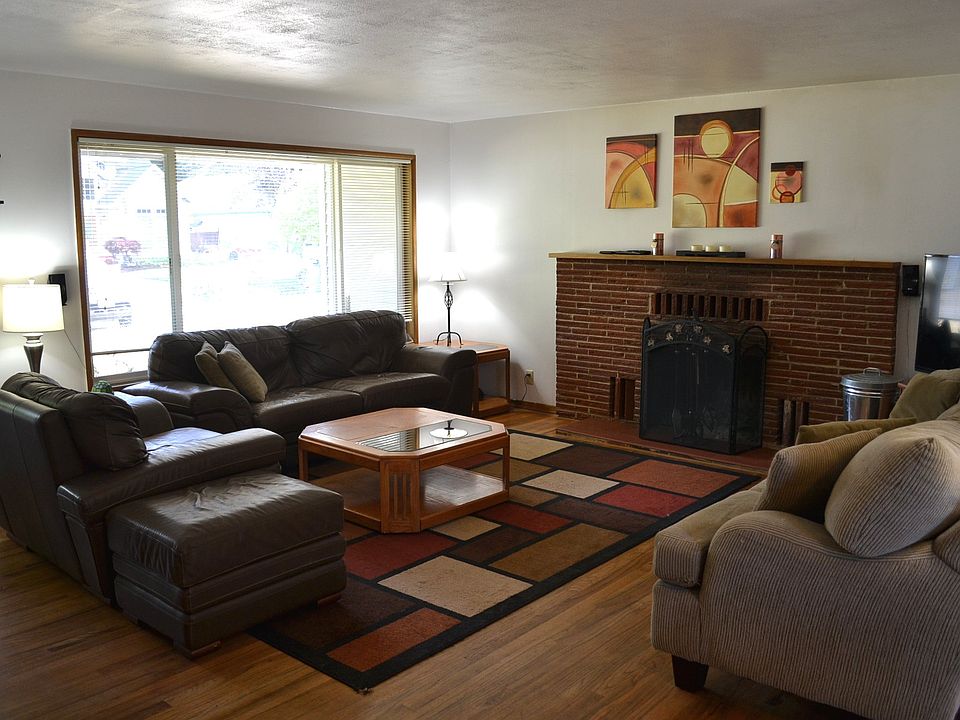 1st image of 6417 NE 47th St
