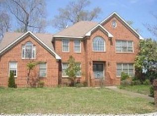 724 Firehorn Rd, Chesapeake, VA 23320