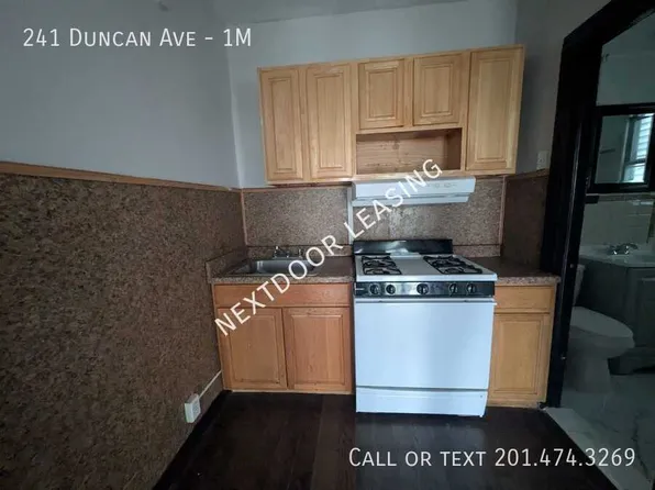 241 Duncan Ave, Jersey City, NJ