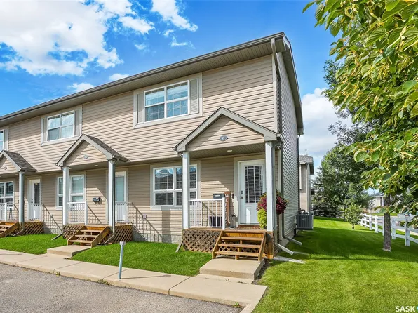 300 MacCormack Road #8, Martensville, SK S0K 2T0