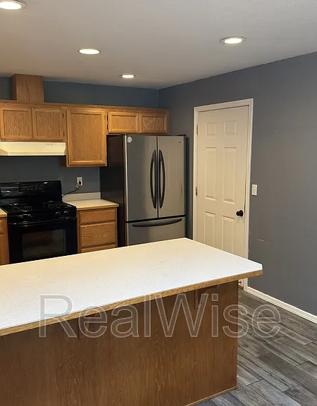 1951 SW Betty Ln — Photo 9