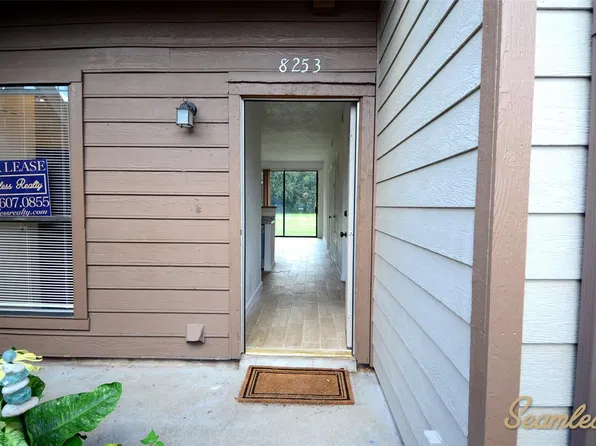 8253 Sands Point Dr #165, Houston, TX 77036