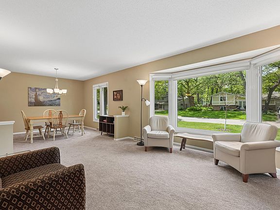 5th image of 1473 Windemere Dr NE