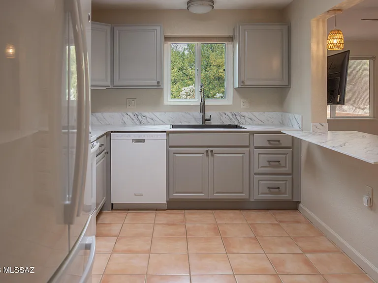 724 W Rio San Pedro — Photo 7