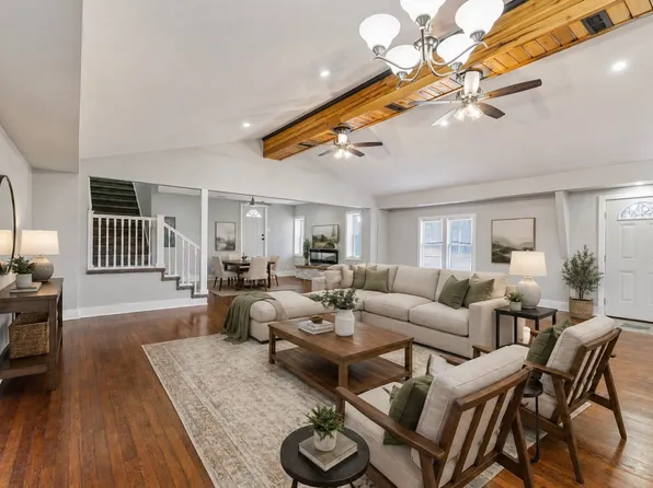 405 Fairfield Rd, Bethpage, TN 37022