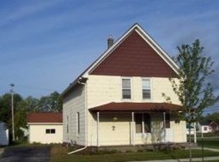 1105 6th St, Algoma, WI 54201