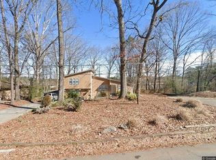 484 E Johns Rd NW, Lilburn, GA 30047