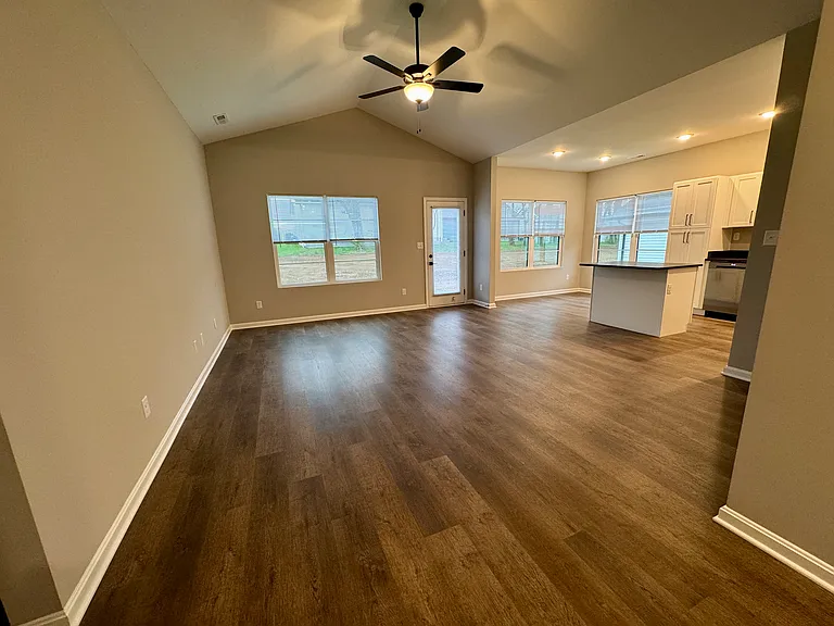 106 Sidewinder Dr — Photo 17