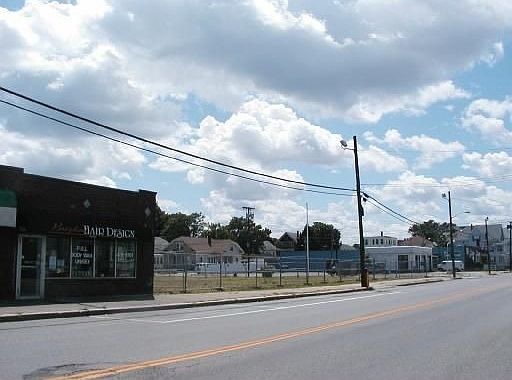2nd image of 665 Central Ave
