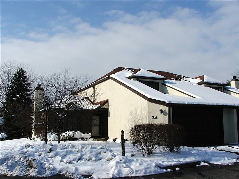 1st image of 132 Saint Julien St