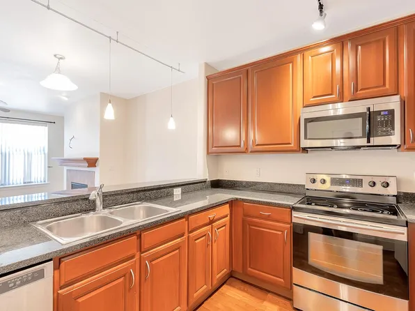 9079 E Panorama Cir, Englewood, CO